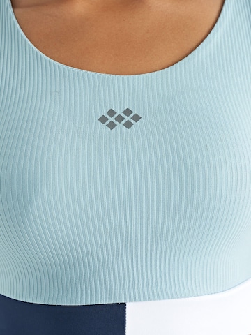 Top sportivo di Tommy Life in blu