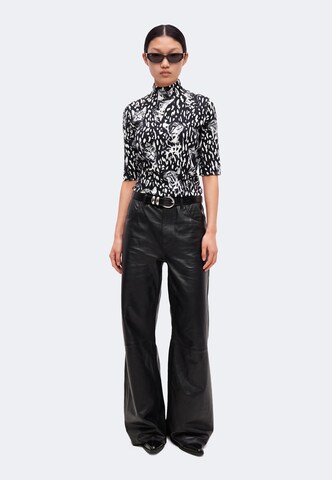 Marc Cain - Camiseta en negro: frente