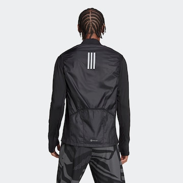 ADIDAS PERFORMANCE Sportbodywarmer 'Own The Run ' in Zwart