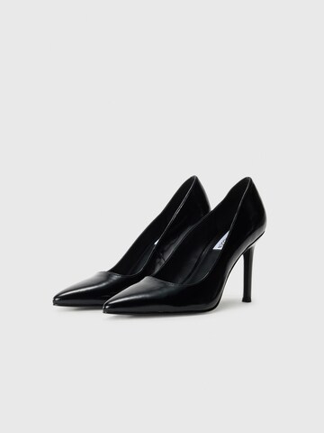 STEVE MADDEN Pumps 'Secured' in Schwarz