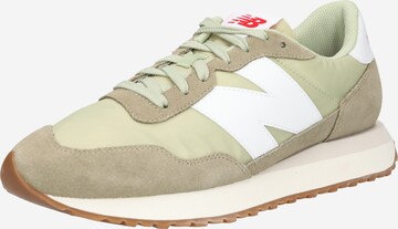 Sneaker bassa di new balance in verde: frontale