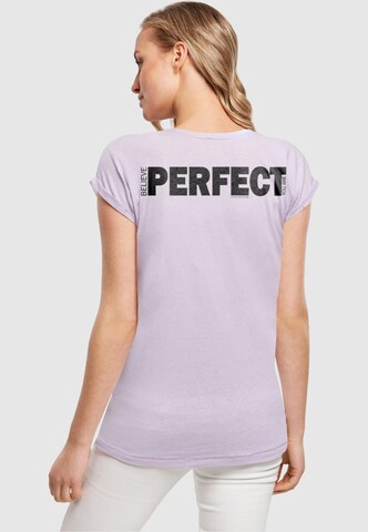 Merchcode T-Shirt 'Believe Front' in Lila
