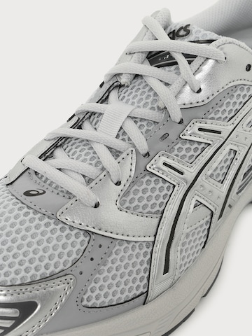 Baskets basses 'GEL-1130' ASICS SportStyle en gris