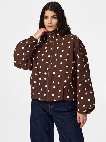 PIECES Between-Season Jacket 'PCElisabeth' in Brown: front