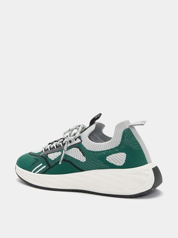 Pull&Bear Rövid szárú sportcipők - zöld
