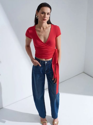 Dilvin Tops in Rot