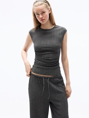 Haut Pull&Bear en gris