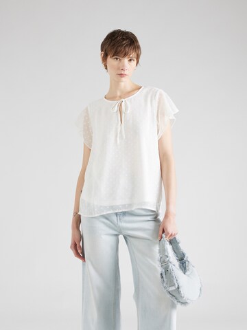 VILA Blouse in White: front