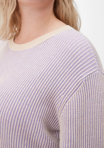 TRIANGLE Sweater in Purple