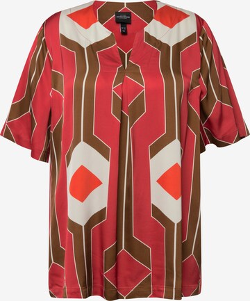 Ulla Popken Blouse in Red: front