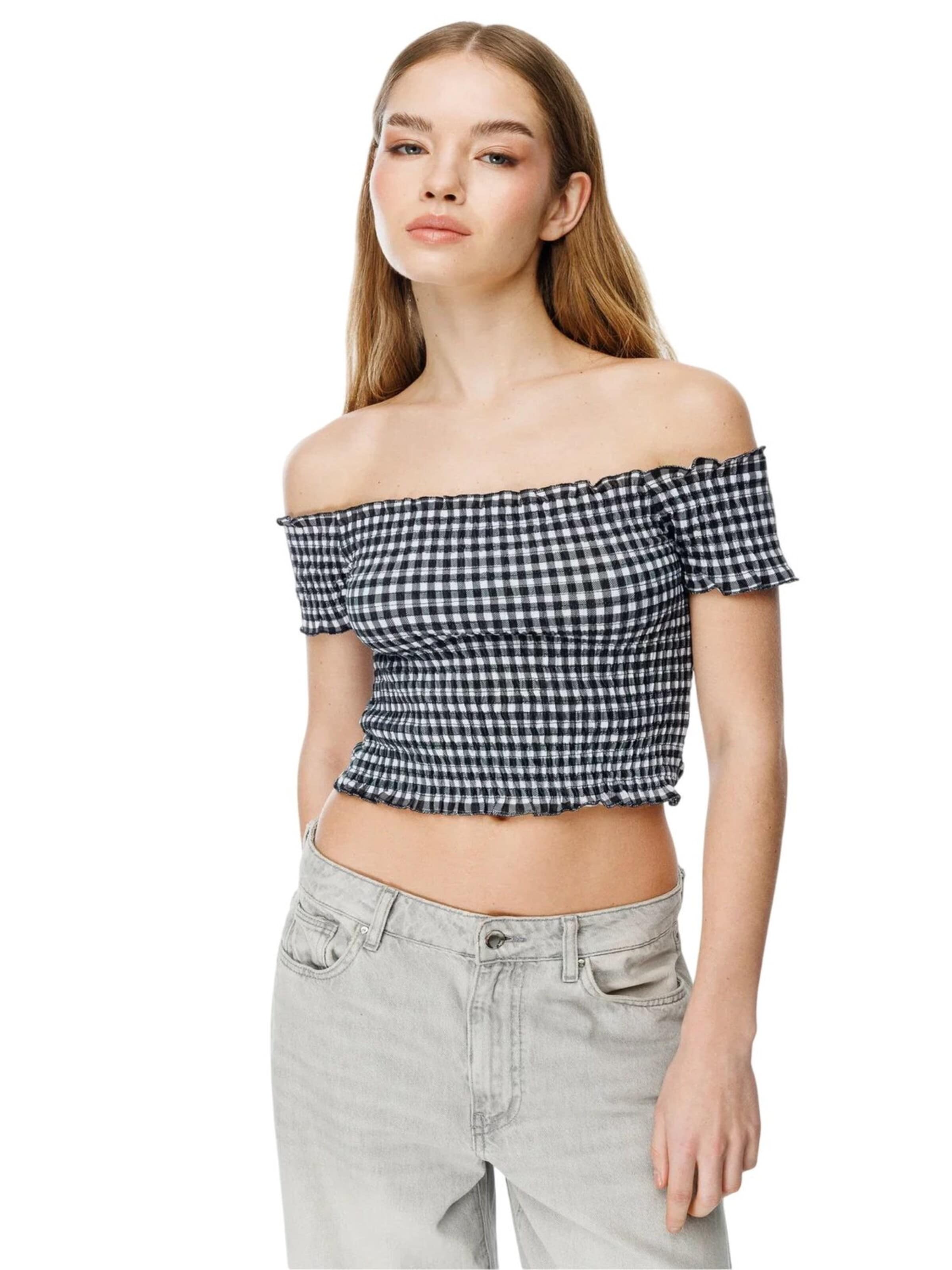 Alexa Dash Bluse in Schwarz: Vorderseite