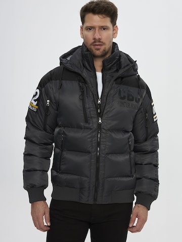 CIPO & BAXX Winterjacke Steppjacke CM233 in Grau: Vorderseite