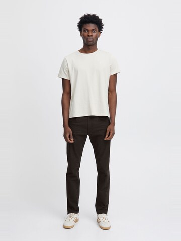 Coupe slim Pantalon chino 'Edford' BLEND en noir