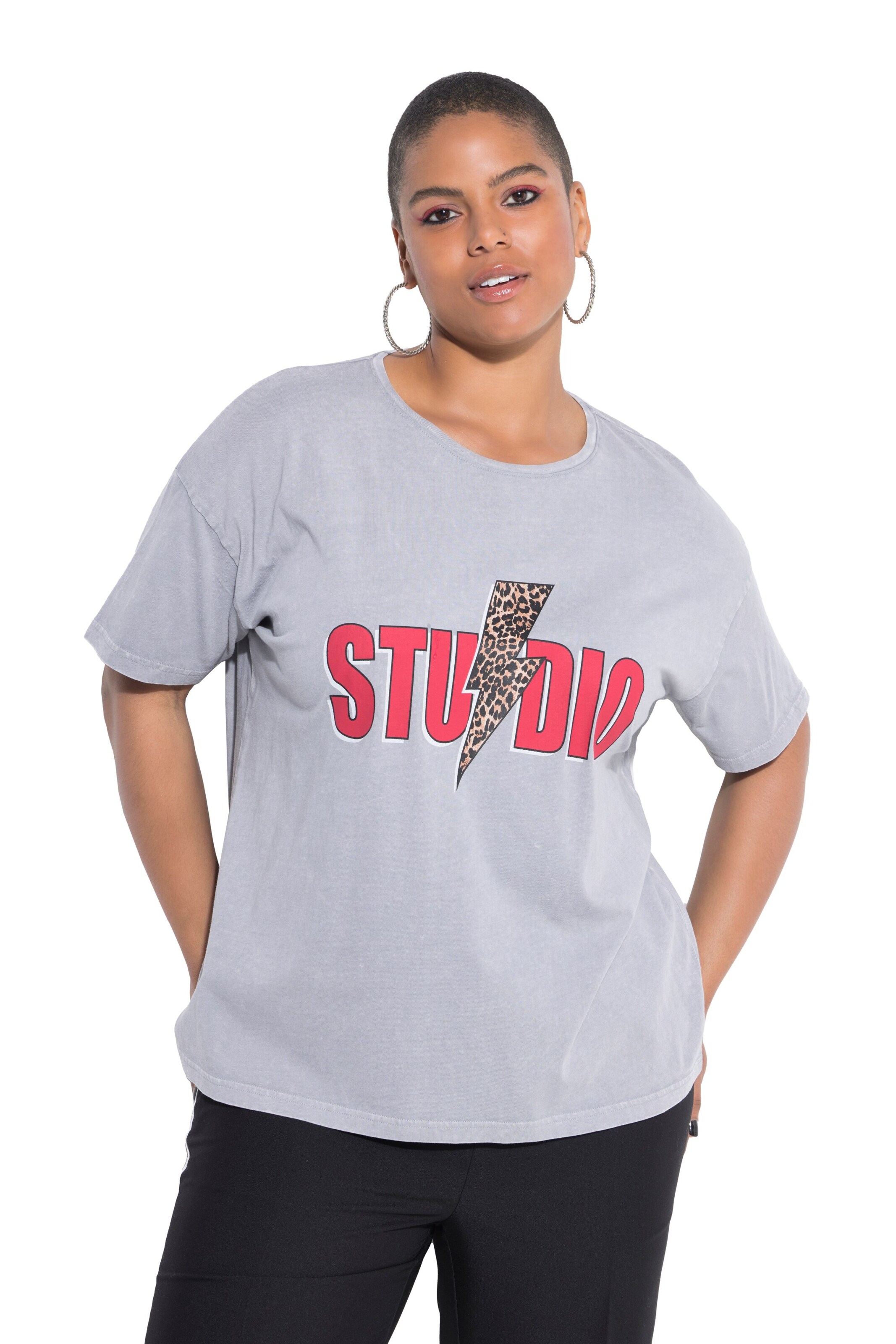 Studio Untold Shirt in Grey: front