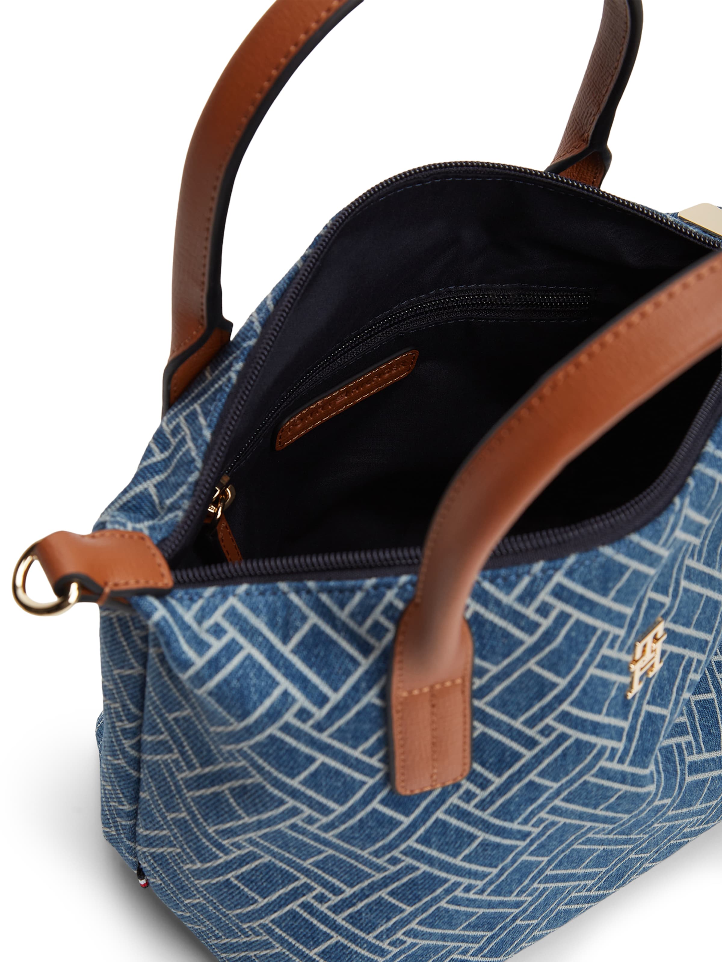 TOMMY HILFIGER Handbag in Blue