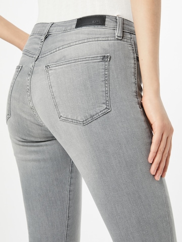 Skinny Jeans di ESPRIT in grigio