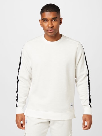 Sweat de sport 'Essential' UNDER ARMOUR en blanc : devant