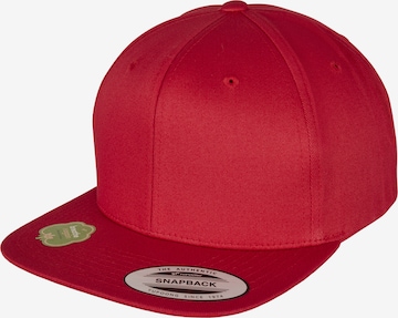 Șapcă de la Flexfit pe roșu: față