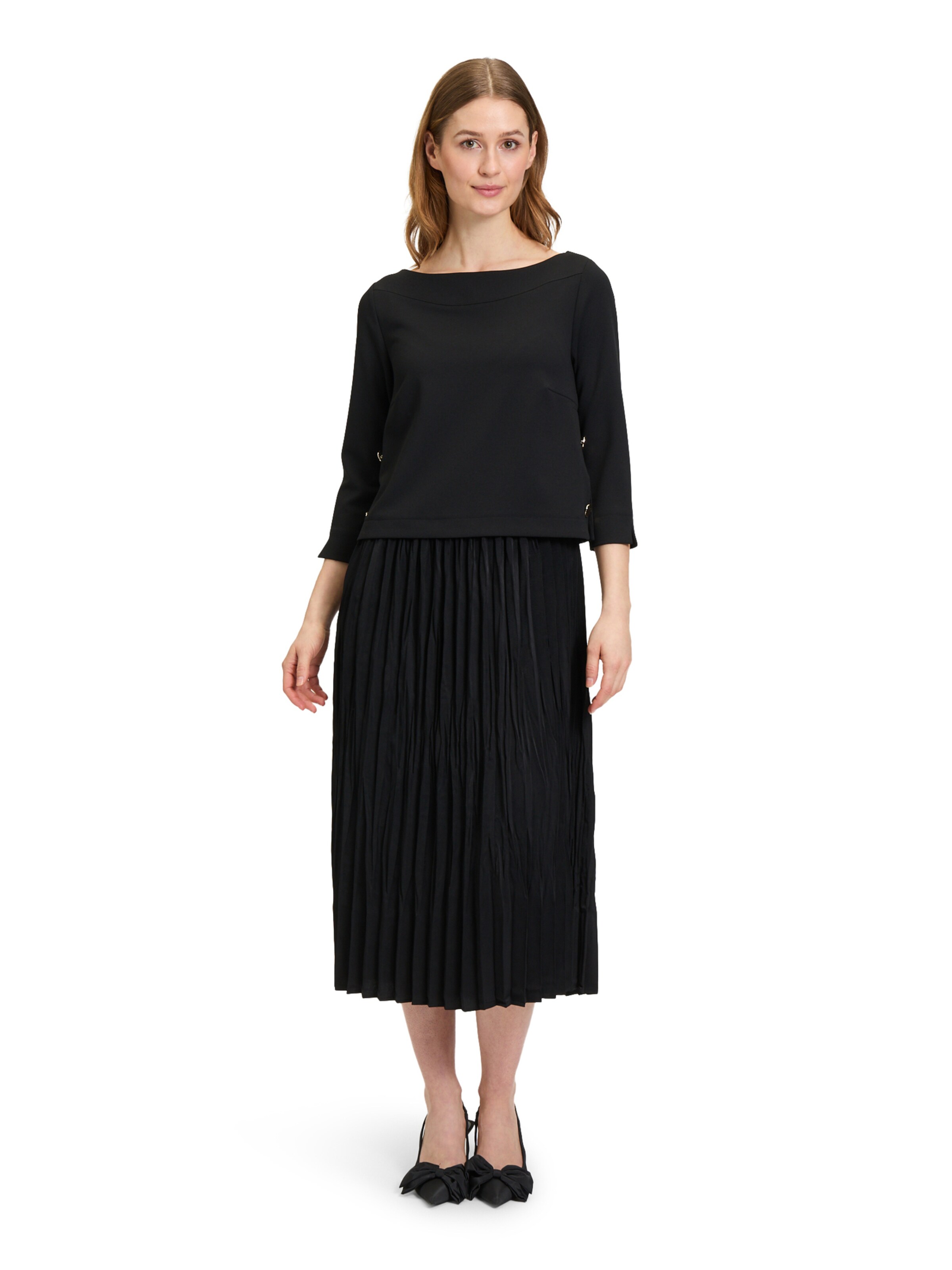 Robe de soirée Betty Barclay en noir : devant