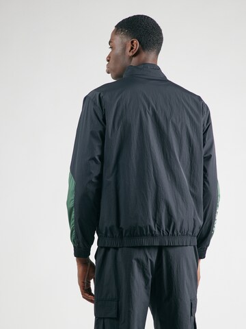 Nike Sportswear Tussenjas 'AIR' in Zwart