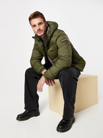 Veste d’hiver 'SUOMI' NAPAPIJRI en vert