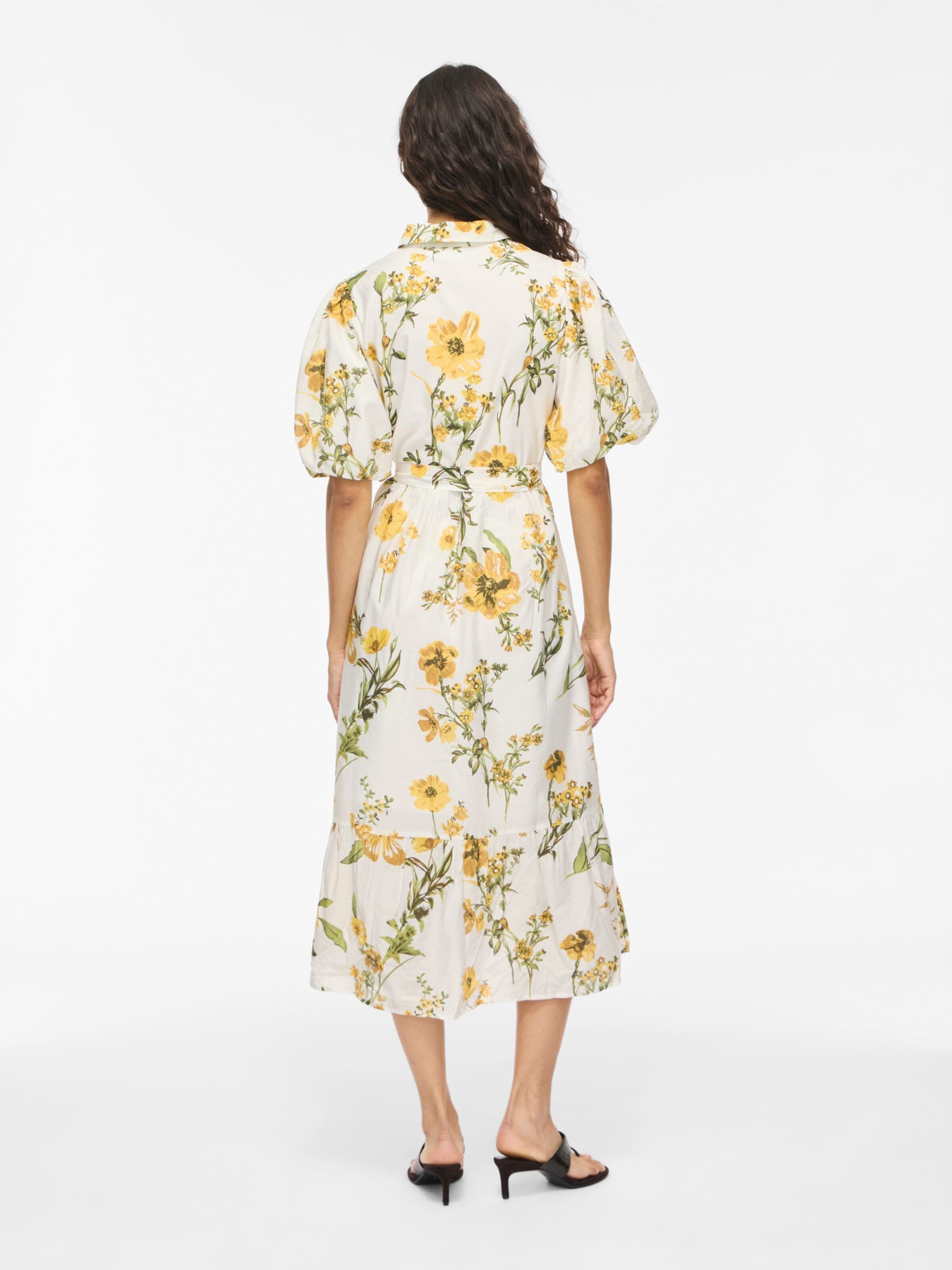 Robe VILA en blanc