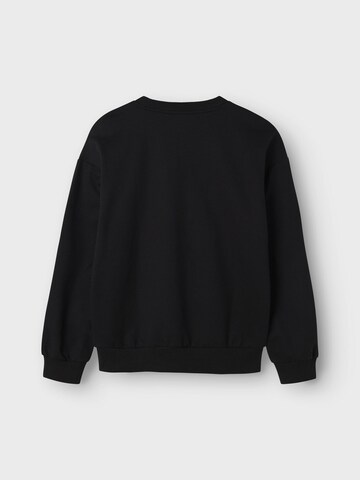NAME IT - Sudadera en negro