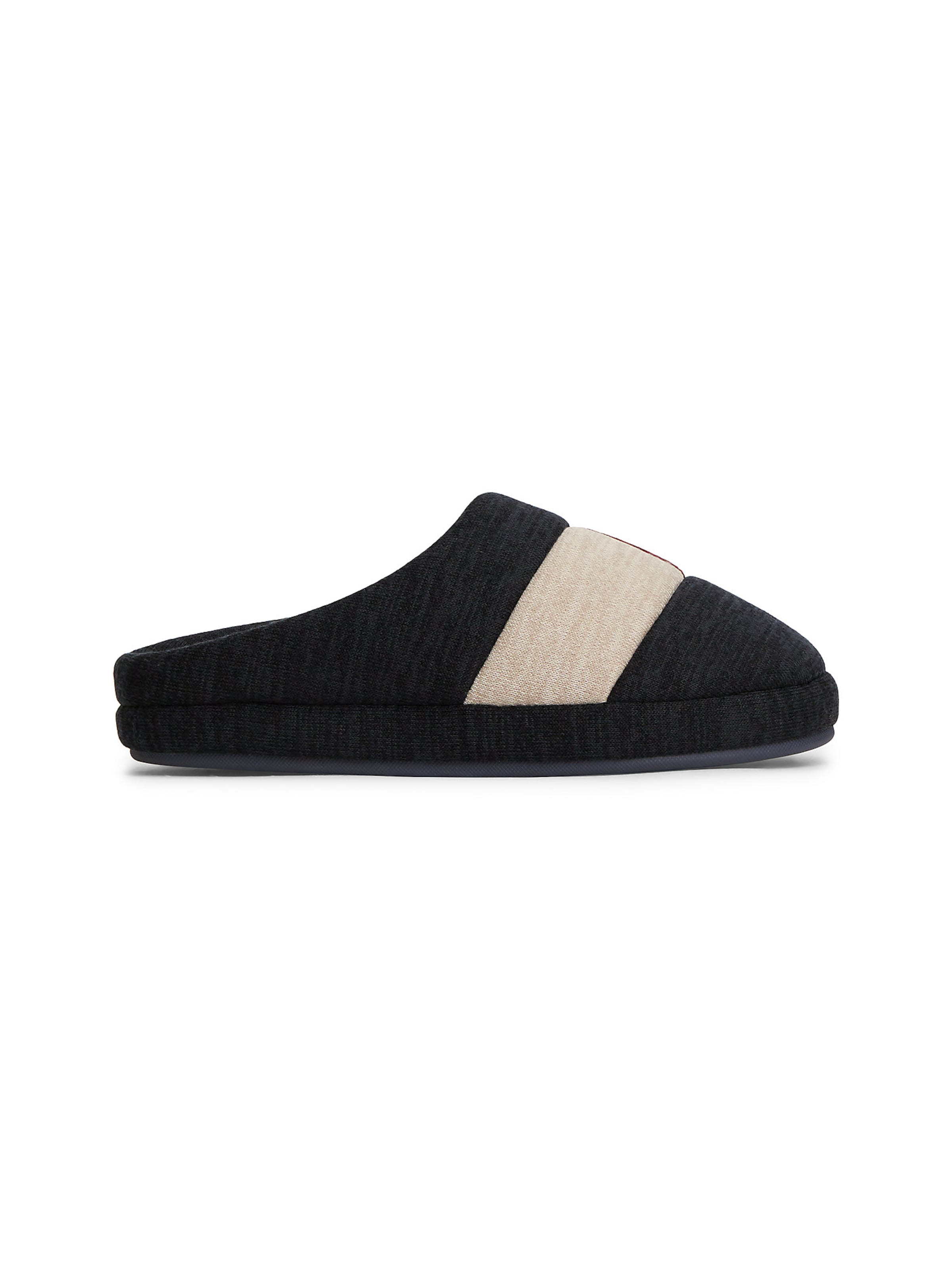 TOMMY HILFIGER Slippers in Blue