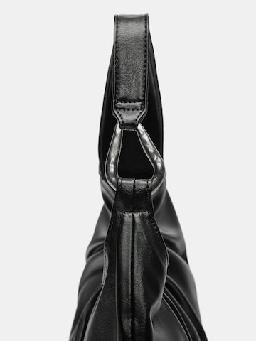 Pull&Bear Válltáskák - fekete