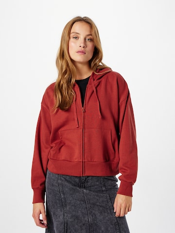 GAP Zip-Up Hoodie in Red: front