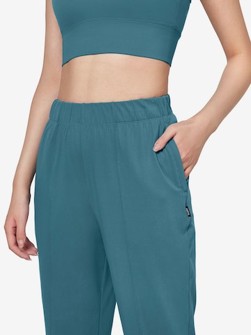 Yvette Sports Regularen Športne hlače 'Moonlight' | modra barva