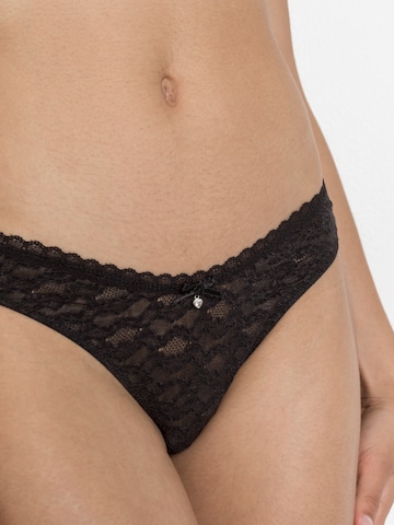 s.Oliver Thong in Black