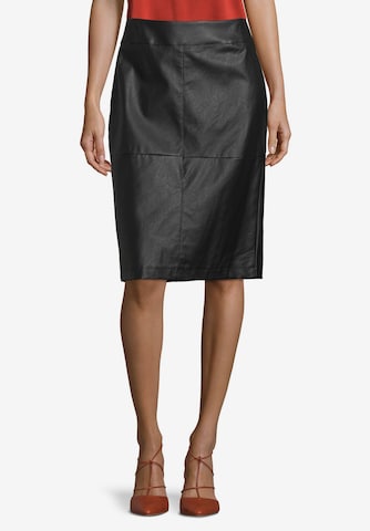 Betty Barclay Skirt in Black: front