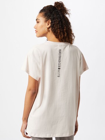 ABOUT YOU x GNTM - Camiseta 'Ina' en lila