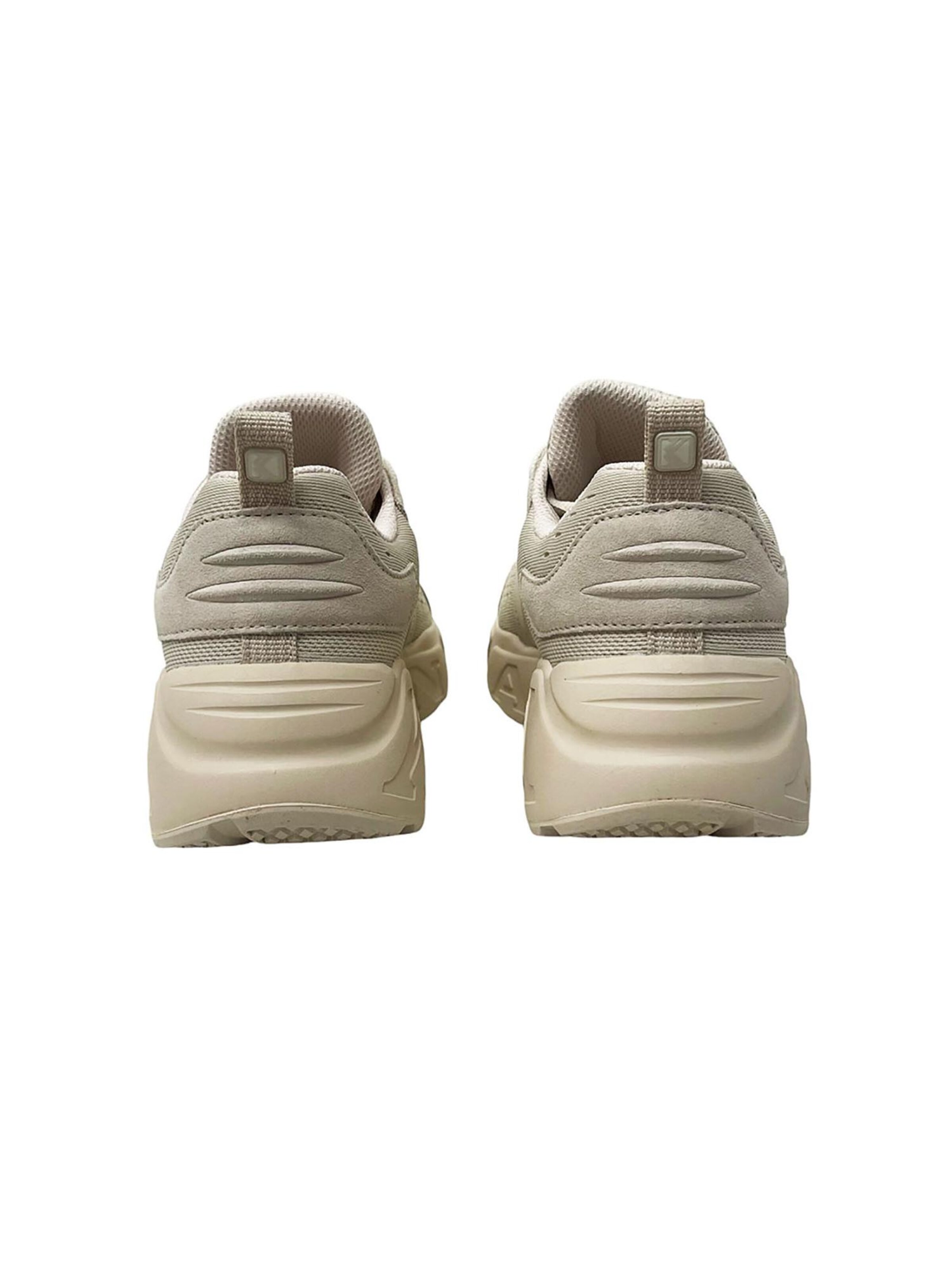 Karl Kani Flats 'Runner' in Beige