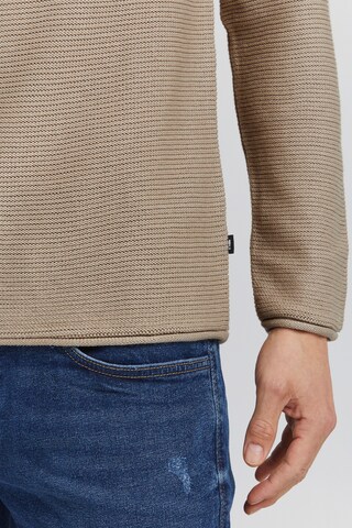 !Solid Sweater in Brown