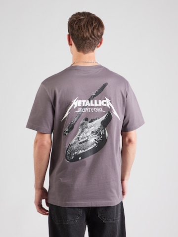 T-Shirt 'ONSMETALLICA' Only & Sons en gris : devant