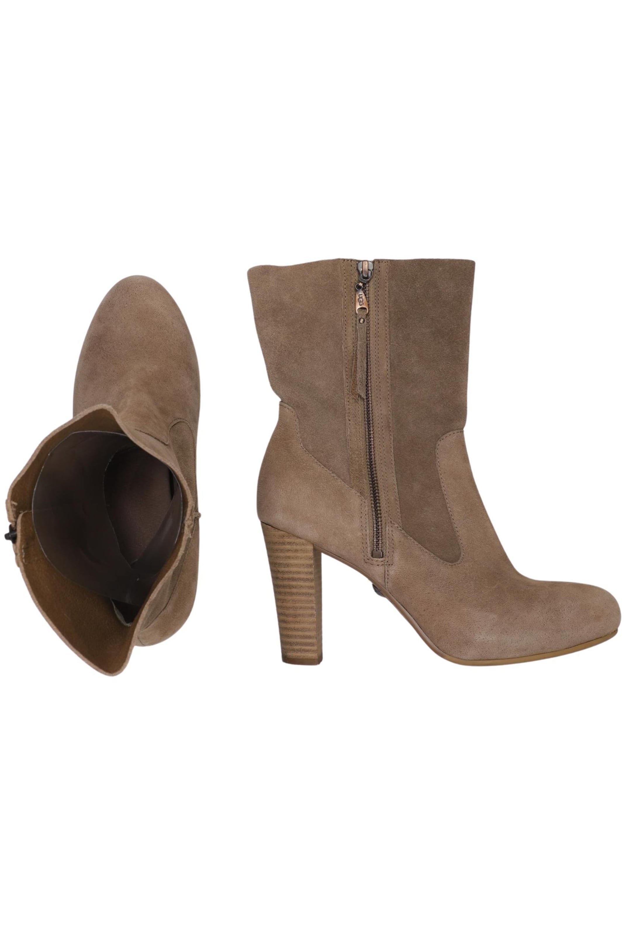 UGG Dress Boots in 38 in Beige: front