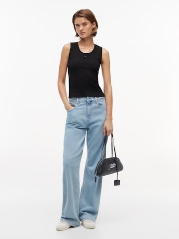 Tommy Jeans Skuldertaske i sort