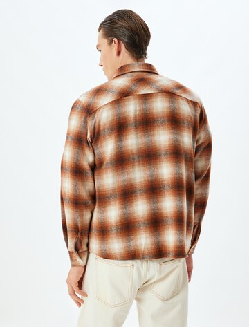 Koton Regular Fit Hemd in Braun