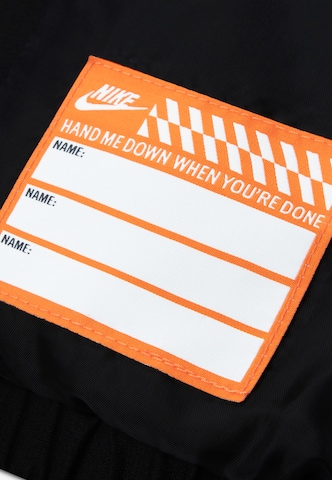 Geacă de iarnă de la Nike Sportswear pe negru
