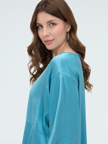 Camicia da donna di Fiorella Rubino in blu