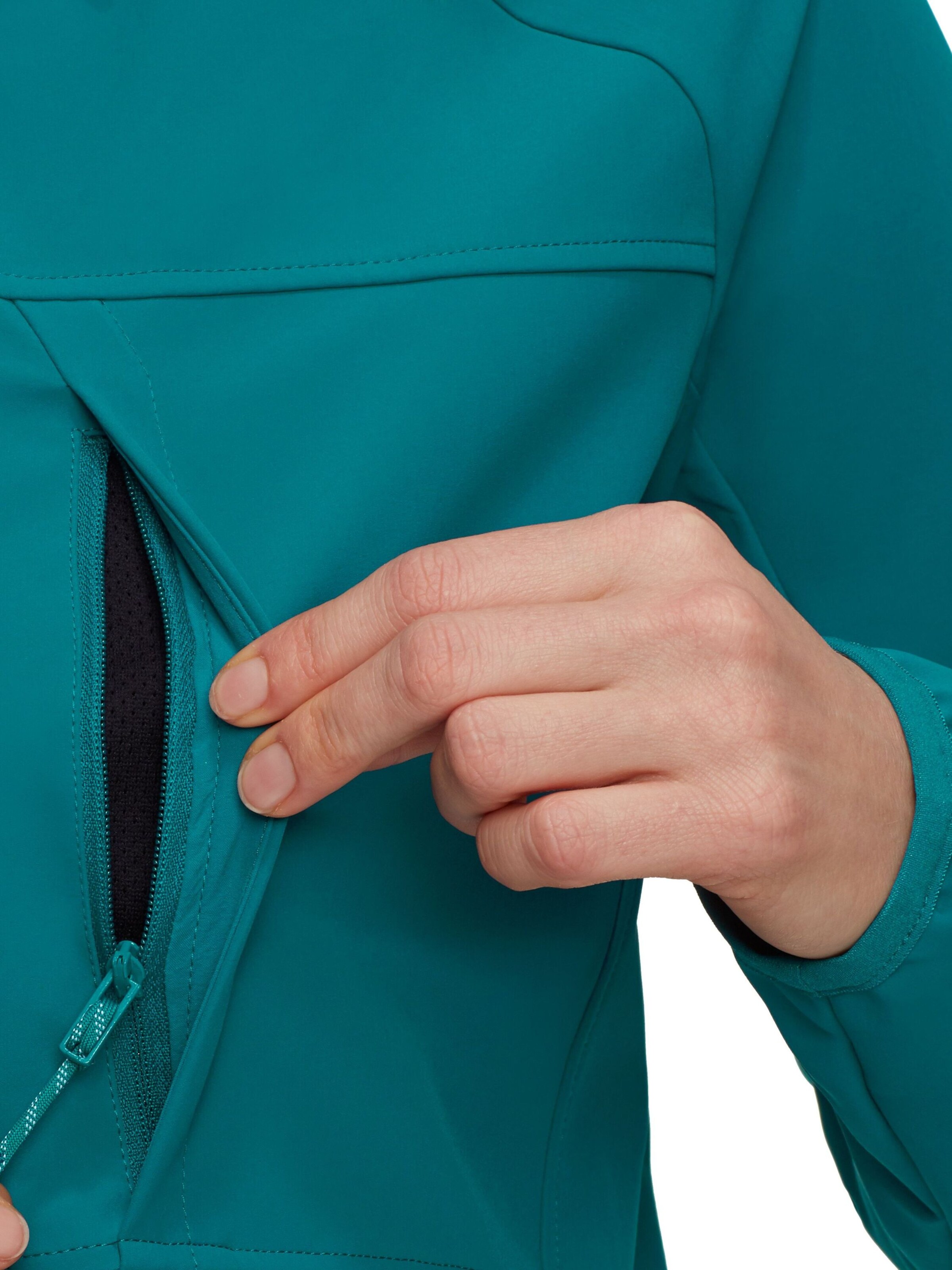 MAMMUT Outdoor Jacket in Blue