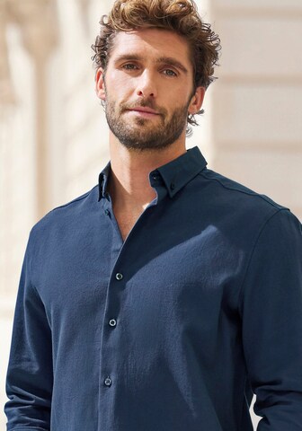 Coupe regular Chemise H.I.S en bleu