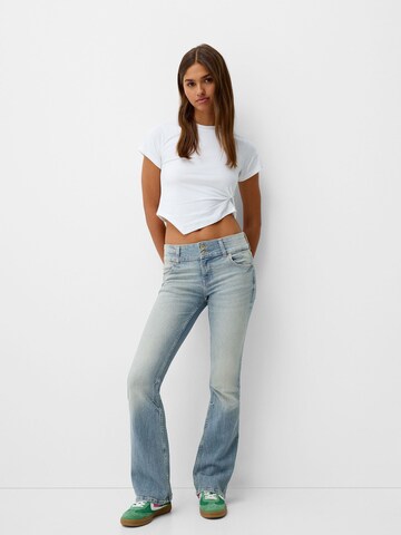 Bootcut Jean Bershka en bleu