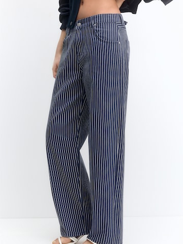 Pull&Bear Wide leg Jeans in Blauw: voorkant