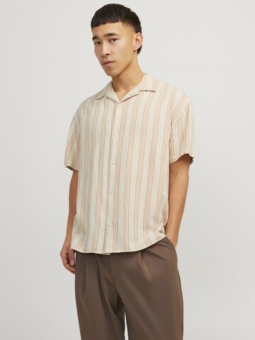 JACK & JONES - Ajuste regular Camisa 'Montana' en naranja: frente