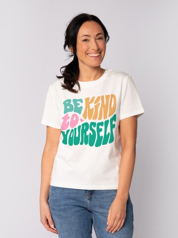 Watapparel Shirt 'Be kind to yourself' in Wit: voorkant