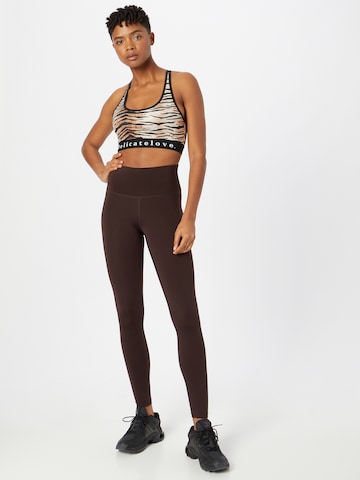 Coupe slim Pantalon de sport 'Franz' Athlecia en marron