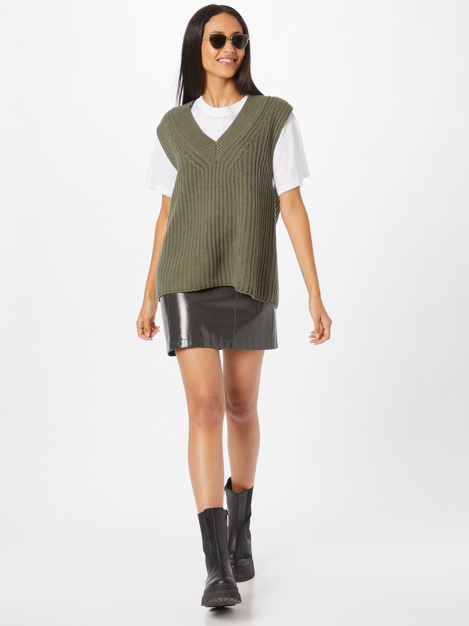 Odzież Kobiety Gina Tricot Sweter Harper w kolorze Zielonym 